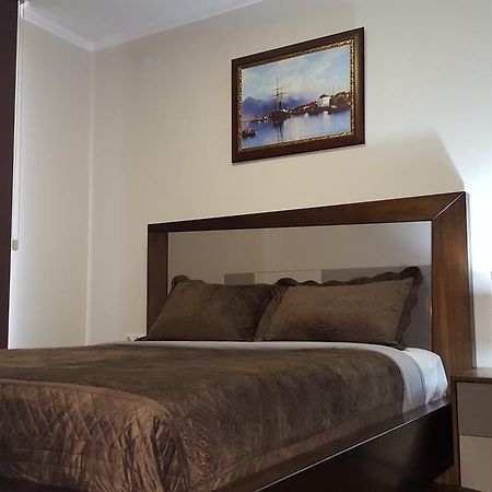 Mimino Apartment Deluxe First Line  Batoumi Extérieur photo