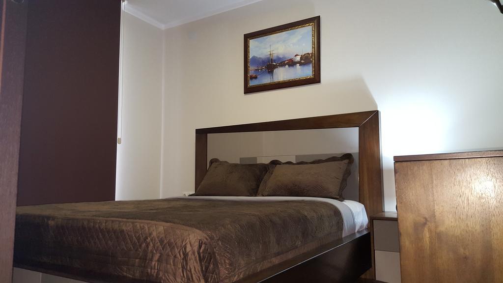 Mimino Apartment Deluxe First Line  Batoumi Extérieur photo